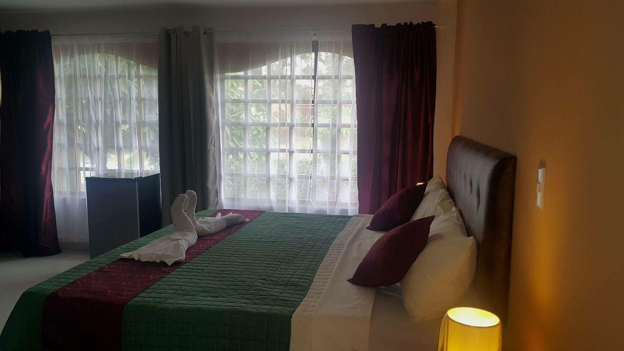 Hotel Portal Colonial San Jose  Ngoại thất bức ảnh